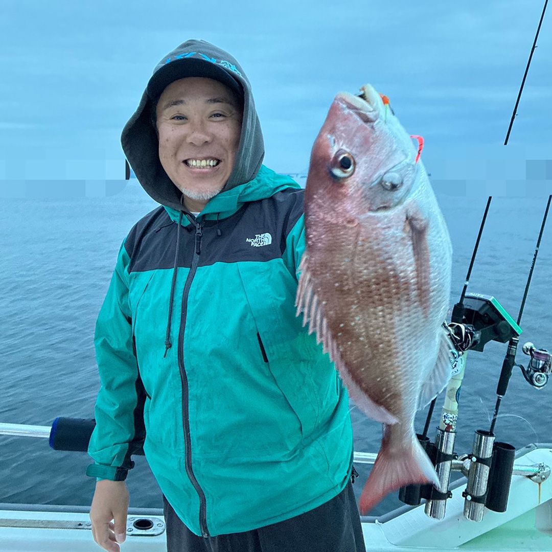 船中100枚超えの大爆釣！高松沖のタイラバで実感した「ROOTS PE×8」の
